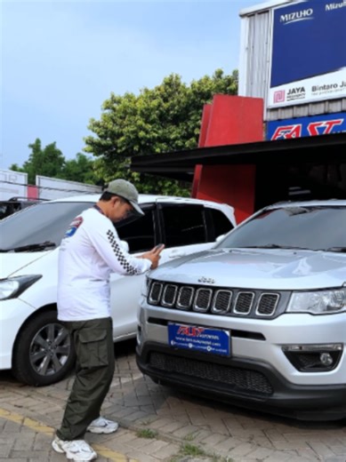 Kerja serius.. hasil misterius 😇#fastautomobil Jangan lupa untuk selalu update info info terbaru seputar kendaraan.. Yuk temukan mobil impianmu di @fastautomobil Mau beli cash, credit ataupun tukar tambah bisa semua disini dan pastinya bergaransi 1 tahun untuk mesin, transmisi dan AC dari @otospector_id Bursa Mobil Bintaro Jaya Fast Automobil, Kios B01-B02 Jl. Raya Boulevard B7/B1 Bintaro Jaya Sektor 7 Telp. : Purwanto : 081915545134 Ridho : 081381410752 Mendi : 081806765245 Bian : 081908127616