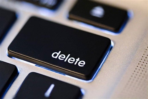 Delete Google and YouTube search history properly