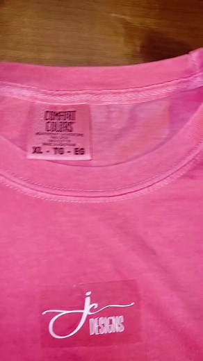 Don't forget to get the SVG bundle... Link in my bio 🥰🎊 I am loving my new mini press. Makes it way easier to tag t-shirts. #cricut #tshirts #Welcome2023 #RareAesthetic #foryoupage #heatpress