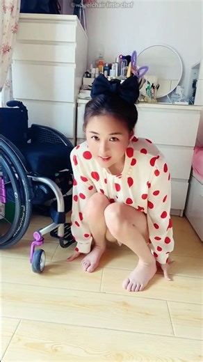 Doctor Gifts Her New Robotic Legs😯❤️