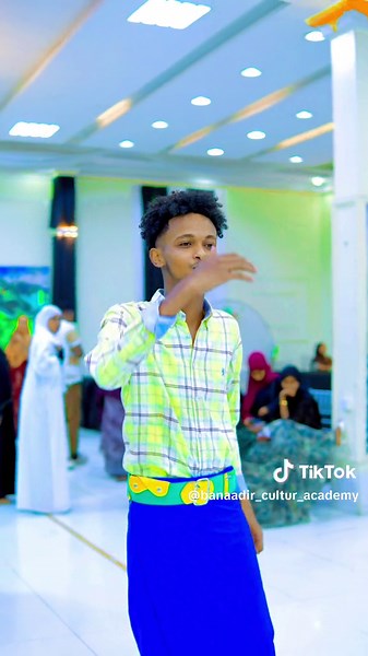 ‏#banaadirculturacadmey #fyp #tikto #muqdisho_somalia #aro #tik_tok