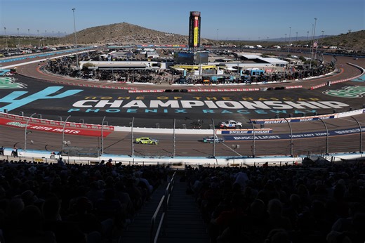 What channel is NASCAR Phoenix qualifying on today? Time, TV schedule, streaming info