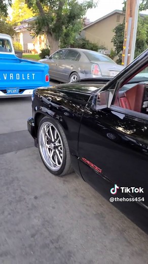 Ready for the truck show 👌🏼 #454ss#chevytrucks#trokas#chevysilverado#chevygang#singlecab#droppedtrucks#silverado#trokiando#obschevy#chevy#trocas#trocasperronas#camioneta#sinaloa