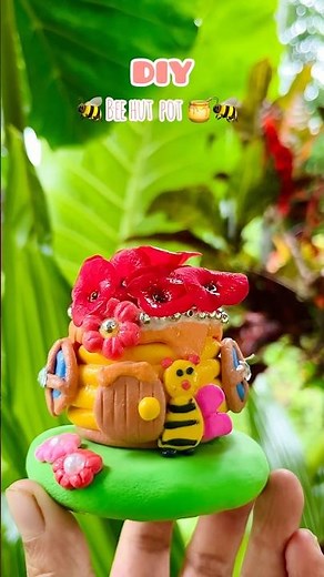 DIY Cute Honey Bee Hut Plant Pot #viral #diy #cute #cutebee #beelife #beedecor #fypp