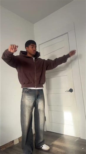 Zip up fit #fitinspo #fashion #ootdguide #springfashion #tiktok