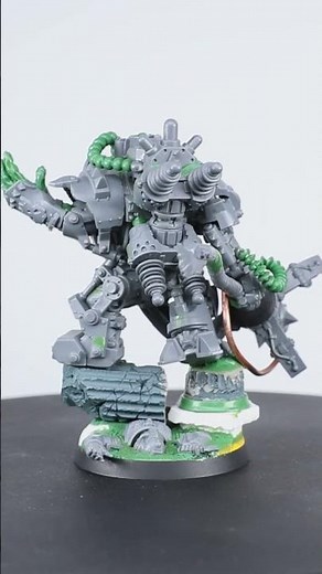 This premium Warhammer 40k Ork conversion... 💚✨