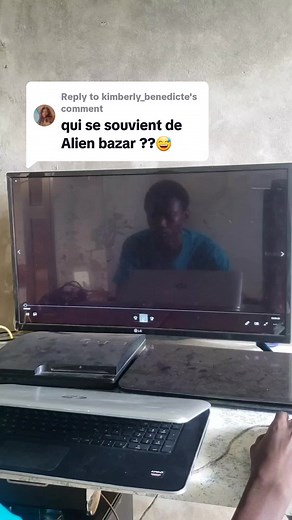 Exploring the Retro World of Alien Bazar