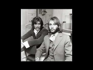 Bee Gees - Everytime I See You Smile (pcbj01 Remaster)