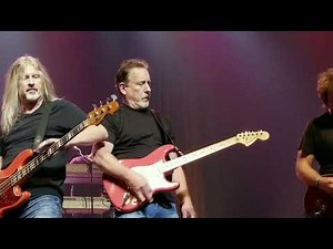 Green Grass And High Tides/Outlaws