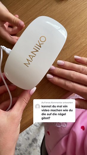Einfache DIY-Maniküre mit Maniko Nägeln