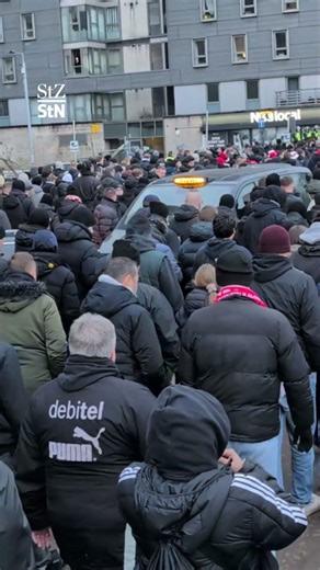 VfB-Fans marschieren durch Glasgow 🔴⚪