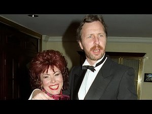 Ruby Wax's Unconventional Love Story & Her Hilarious Family