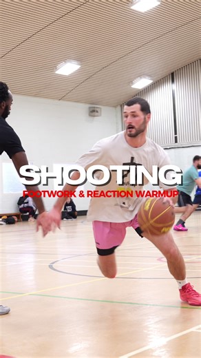 Dribble Pull-Up Reps. Variation: Are you a scorer that struggles with creativity? 📈 Here we are just exploring creative takeoffs out of different stances and footwork. 👣 If we are consistently rep’ing out dribble pull-ups from a regimented, face-forward stance, we are not encouraging adapted solutions for game situations. 🧠 🎥: @et_visualz #basketballtraining #basketballdrills #britishbasketball #decisionmaking #creativity