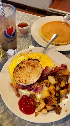Sunday in Burlington, Vermont | Explore Local Brunch Restaurants