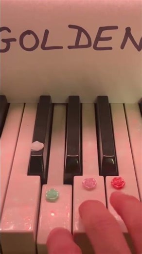 Golden Huntrx Kpop Demon hunters Easy colour piano notes