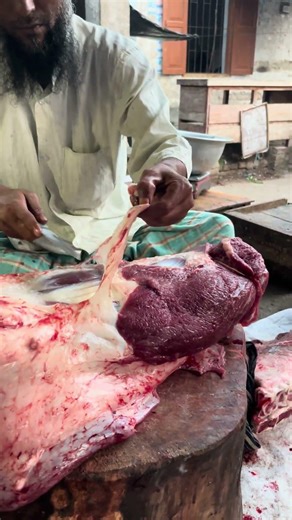 Cow's meat cutting skills #meatcuttingtechniques #meatslicing #meatmarket