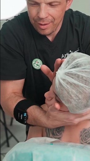 neck cracking and chiropractic adjustments for Eveline