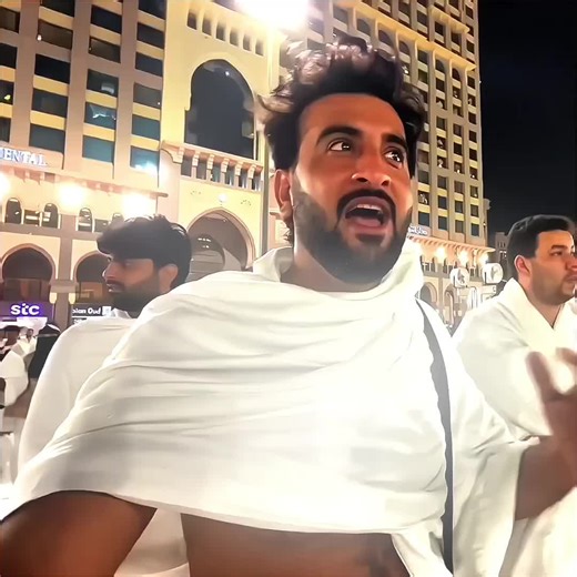Turab Sabtain's Second Umrah Journey in Mecca
