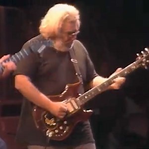 Ain’t no place I’d rather be 🤠 Get over the hump with a mid-week “Tennessee Jed” jam from the Dead’s Shoreline Amphitheatre run this week in ‘88, and enjoy the full video over on the Grateful Dead YouTube Channel. | Grateful Dead