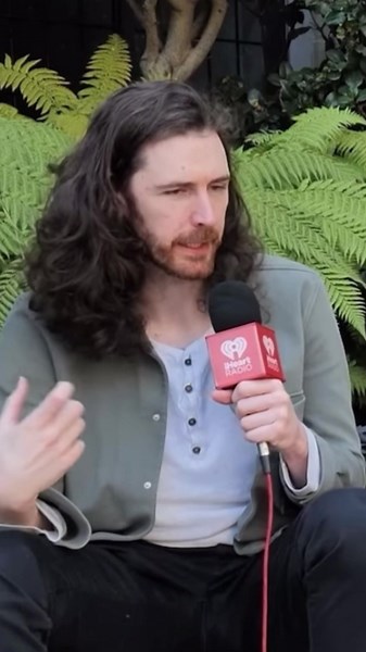 Hozier Interview with Match Mx FM: February 2024