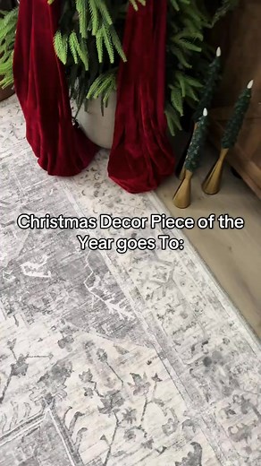 1.9K views · 73 reactions | Turn your tree into the centerpiece this Christmas This giant velvet bow is the easiest way to give your holiday décor that wow factor. The soft, rich velvet instantly adds elegance and warmth — and the oversized design makes your tree look straight out of a Christmas magazine. No complicated setup, no fuss — just put it on and watch your whole room transform ✨ Everyone who walks in will ask where you got it!  | Lulot Store | Facebook