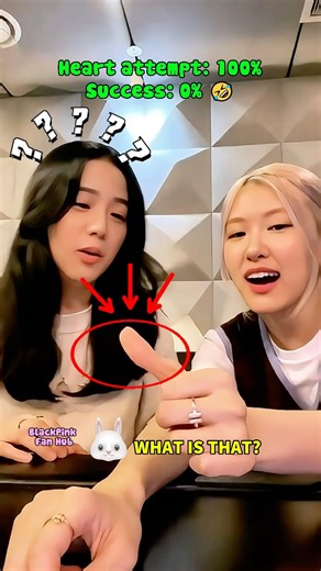 Chaesoo's heart attempt: 100% 💔 Success: 0% 😂 #blackpink #rose #jisoo #funnymoments #shorts