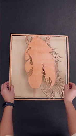 Laser + layers = power in detail.The horse comes to life — depth, shadow,motion carved in light.