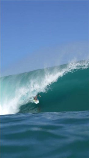🔴(NOT A.I.) Kauli Vaast Making it Happen at Teahupo'o