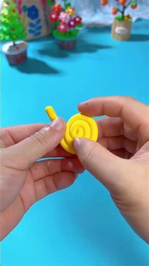 Use super light clay to make a pot of mini flowers as decoration #diy #craft