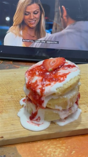 Let’s bake a birthday cake #food #cakebaking #birthdaycake