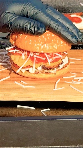 CHEESY Pepperoni Pizza Burger with Marinara | CORTEZ
