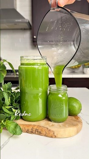 The Green Juice for Better Digestion & Inflammation #juicing #immunity #recipe