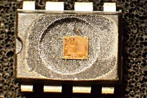 基板 リバースエンジニアリング & チップ解読サービス専門家 | FPS