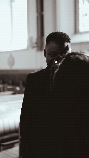 341K views · 18K reactions | “Juro Por Deus” ❤️ DISPONÍVEL AMANHÃ, 30/10/24, EM TODAS AS PLATAFORMAS DIGITAIS!  Deus no comando!  | Matias Damásio | Facebook