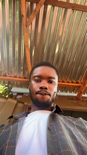 Awwwww there hope ✊✊because I’m under his shelter ✊✊🙏 #hope @Lord keyz official 🎹🎹🎹 @Miss Nessa 🇬🇭🇺🇸