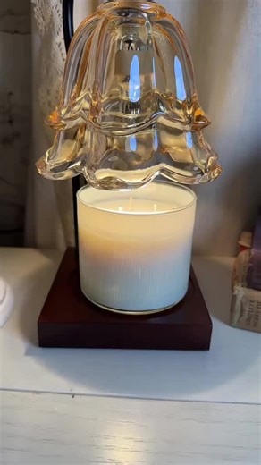 Flower Candle Warmer Lamp with Timer and Dimmer Feature