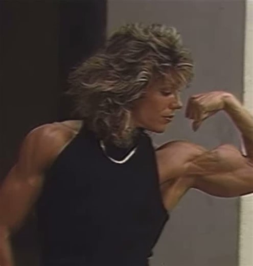 Iron Women History ⭐️ on Instagram: "Charla Sedacca 🌟 #oldschoolbodybuilding#goldenerabodybuilding#classicbodybuilding#80smuscle#80sbodybuilding#gym#bodybuilding#pumpingiron#pumpingiron2#womenwholift#womensbodybuilding#femalebodybuilding#themothersofiron#thegrandmothersofiron#retro#retromuscle#weightlifting#womensweightlifting#babeswithbiceps#biceps#quads#delts#veins#charlasedacca"