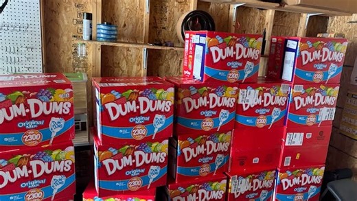 Her 8-year-old son bought nearly 70,000 lollipops. How to fix an online ordering error