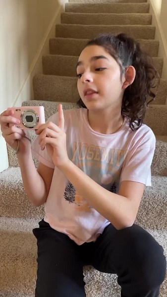Thanks to Kate Sanchez for sharing the video😇 This adorable camera is a great source of happiness and creativity for kids to have a pocket camera of their own❤️. #zostuic #kidscamera #kids #camera #gift #amazonfinds #photography #childhood