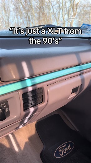 If your blonde DONT hmu, I’ll probably answer #ford #obs #f350 #bigblock #blondes