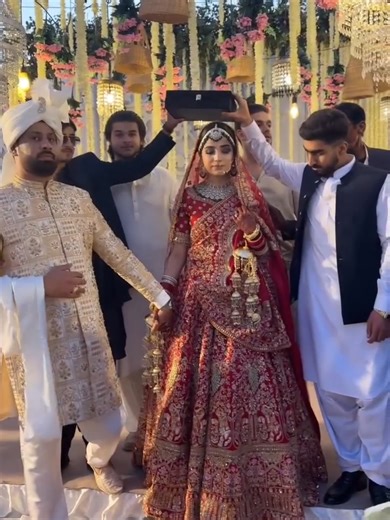 Laiba Khan rukhsati Laiba Khan new look after wedding #pleaseunfrezzemyaccount #foryoupage❤️❤️ #viewsproblem #foryoupagе #trendingsound