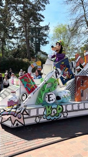 🌟A MILLON SPLASHES OF COLOR DISNEYLAND PARIS🌟