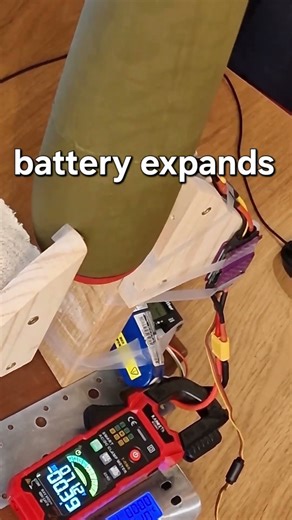 Lipo battery expands during test #lipobattery #fire #explosion