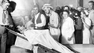 Haunting memories from a tour of Cook County's old 'morgue' more than half a century ago