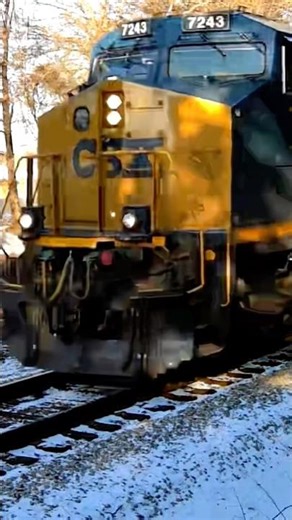 CSX manifest train in winder GA