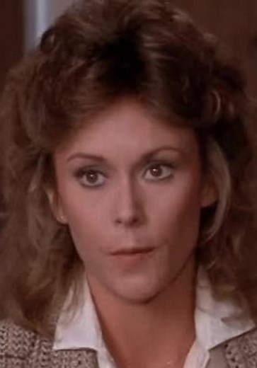 Scarecrow and Mrs. King S01:E07 - Service Above and Beyond