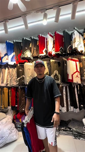 Discover the 999 Mall in Divisoria