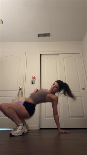 Mastering a Fun Dance Routine in Just 10 Minutes