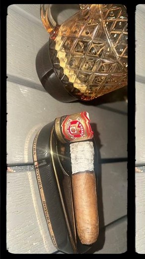 Arturo Fuente Hemingway “Work of Art” cigar