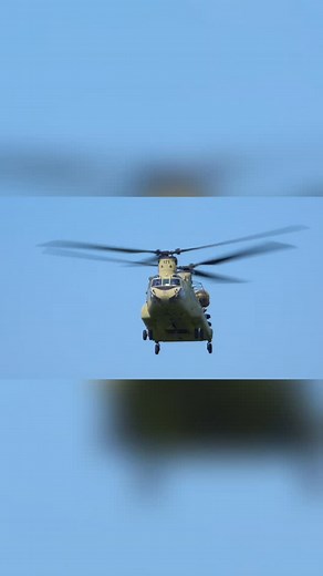 You can't confuse this unique sound CH-47F CHINOOK #chinooks #ch47 #omg #Helicopter | Epicaviation47-Helicopter King